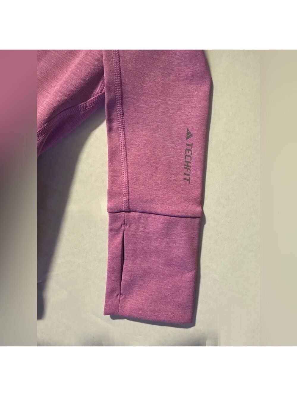 Women’s Adidas Techfit top Size 2XS - Picture 9 of 11